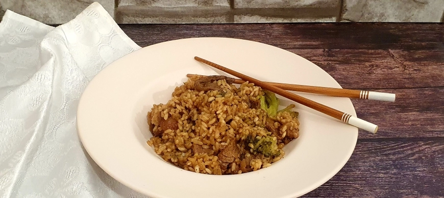 ARROZ CON TERNERA Y BROCOLI