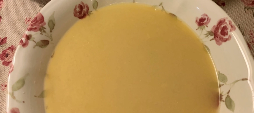 CÓMO OBTENER EL DOBLE DE CALDO BASE Y CÓMO CONVERTIRLO EN UN MENÚ COMPLETO