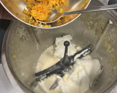 Step <p><span style="font-weight: normal;">y la piel de naranja y mezcle</span></p><p><br></p><p>30 seg/vel 3. <span style="font-weight: normal;">Retire la mariposa</span>.</p> illustration