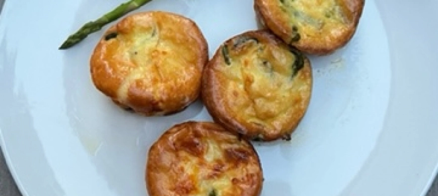 Frittata de espárragos y queso