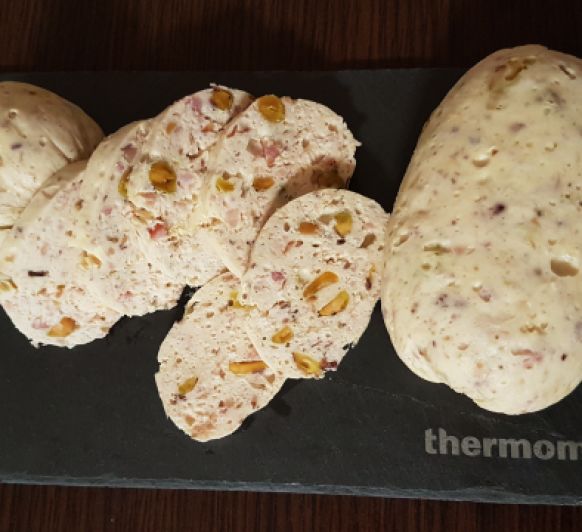 Fiambre de pollo con Pistachos